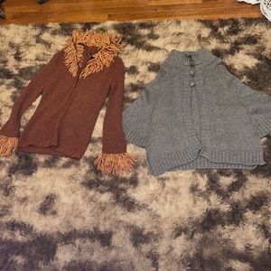 Women’s sweater bundle  size (M)